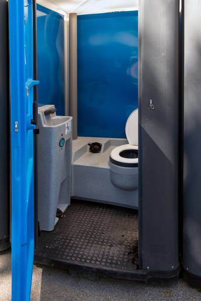 Porta potty delivery and setup in Mount Arlington, NJ